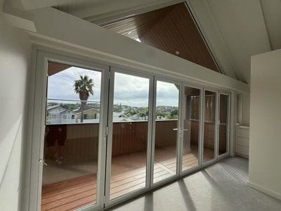 Bi-Folding Door 3