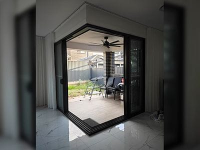 Sliding Door 8